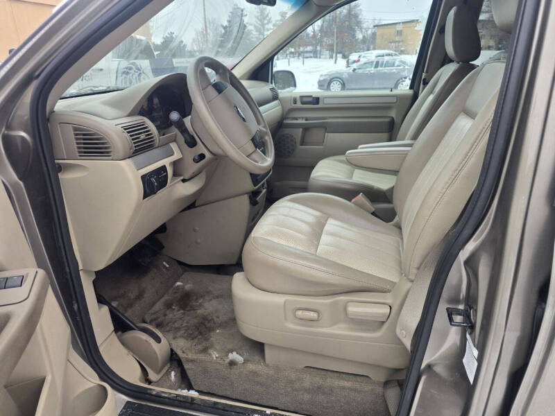 2006 Ford Freestar SE