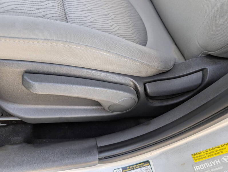 2013 Hyundai Accent GLS