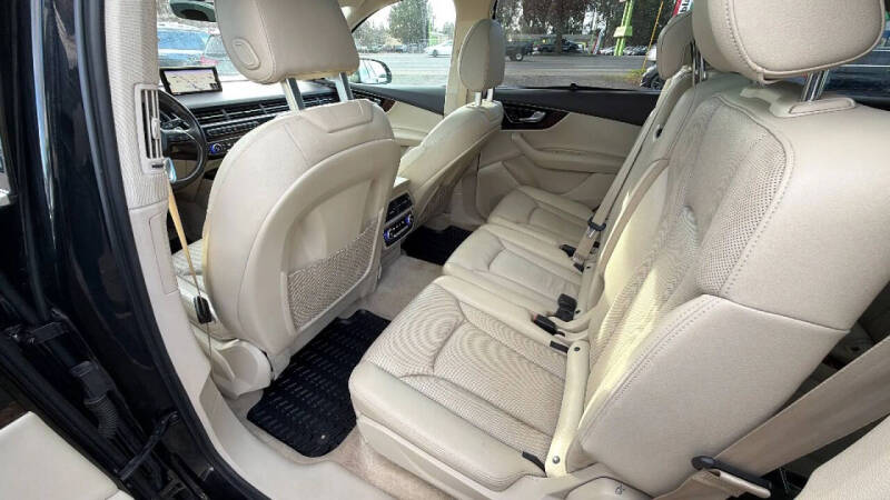 2017 Audi Q7 3.0T quattro Premium Plus