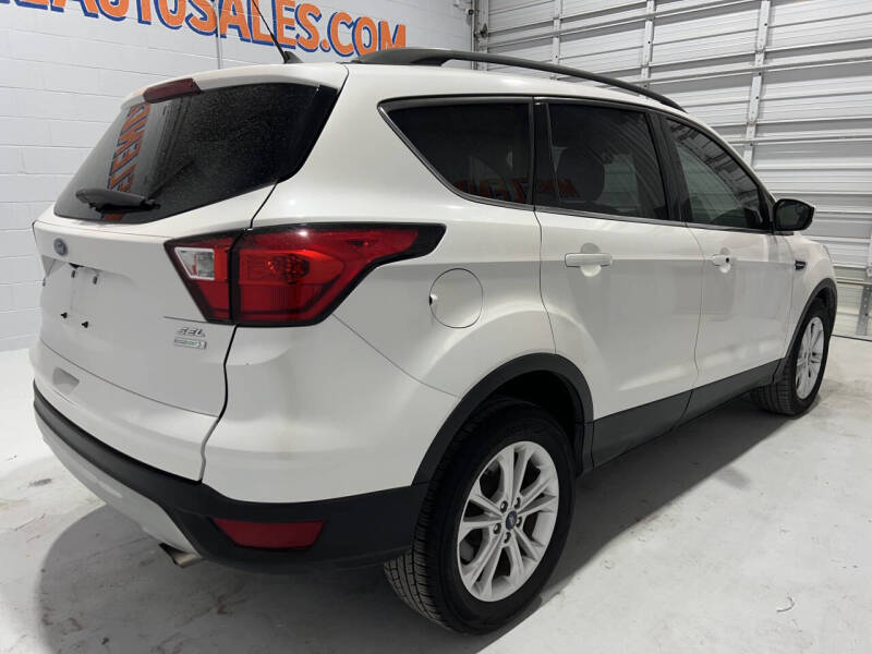 2019 Ford Escape SEL
