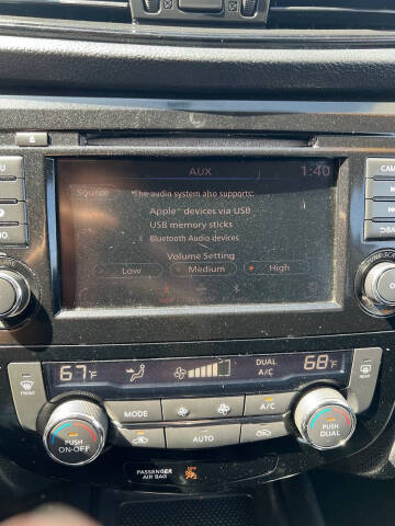 2018 Nissan Rogue SV