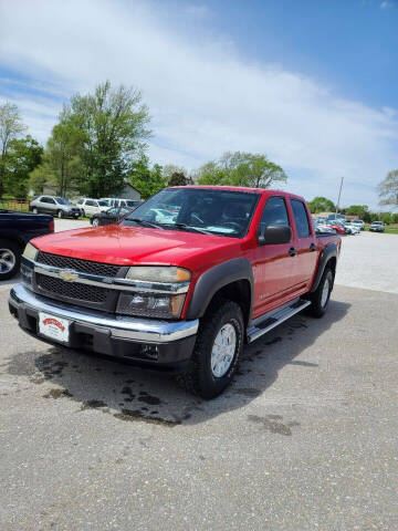 2004 Chevrolet Colorado for sale at WESTSIDE GARAGE LLC in Keokuk IA