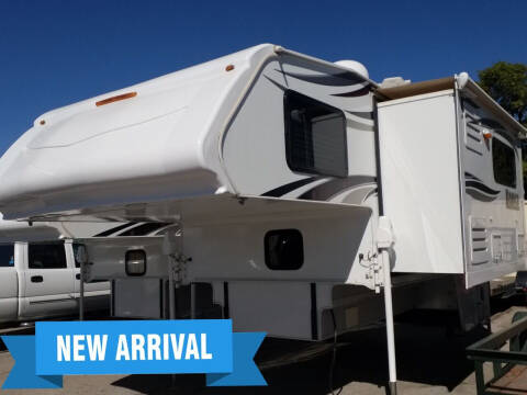 2015 Lance 1172