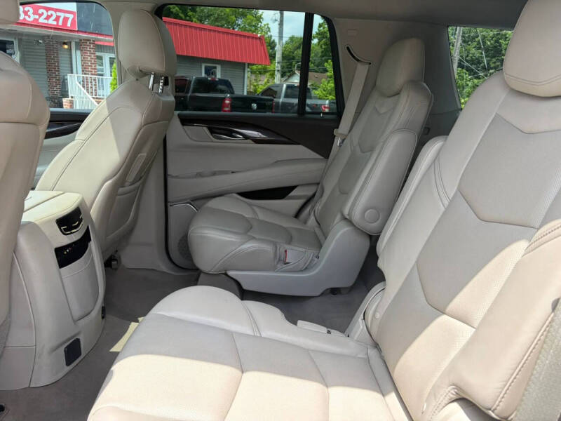 2015 Cadillac Escalade Premium - Photo 22