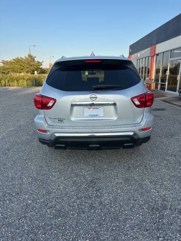 2020 Nissan Pathfinder S