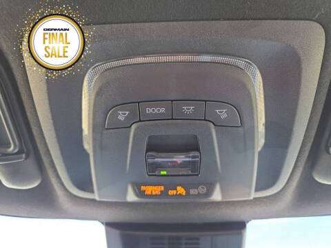 2025 Toyota Corolla Hatchback SE