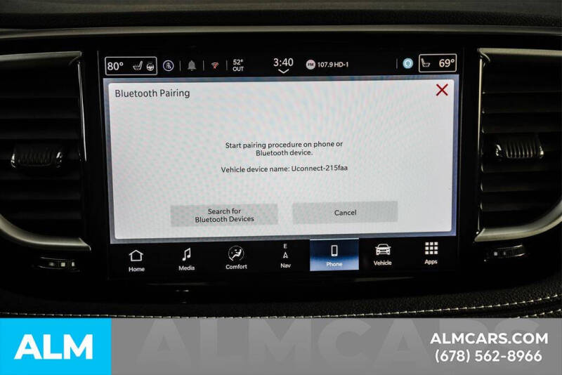 2024 Chrysler Pacifica Plug-In Hybrid Select
