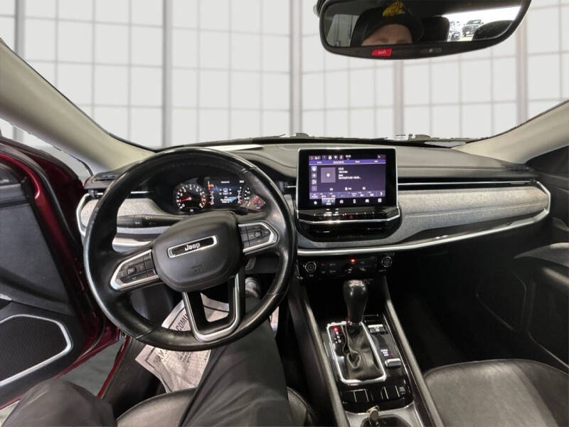 2022 Jeep Compass Latitude Lux