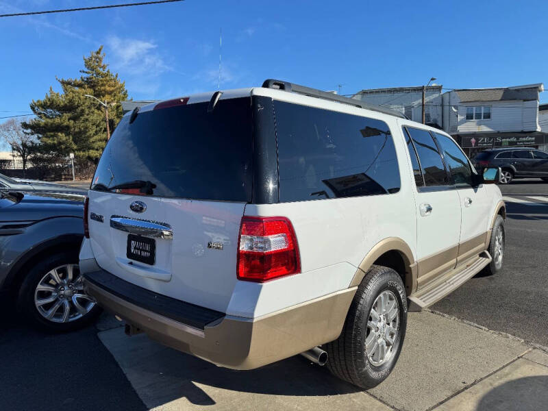 2011 Ford Expedition EL XLT