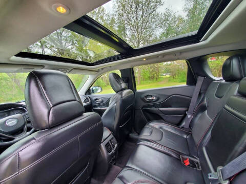 2019 Jeep Cherokee Trailhawk Elite