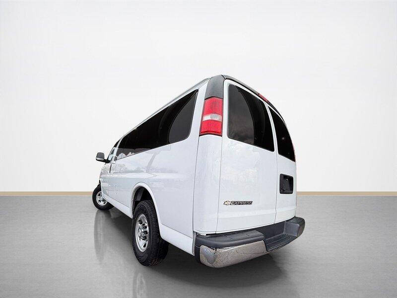 2018 Chevrolet Express LT 2500