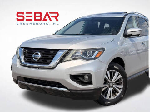 2017 Nissan Pathfinder SL