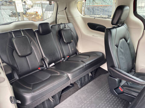 2019 Chrysler Pacifica Touring L
