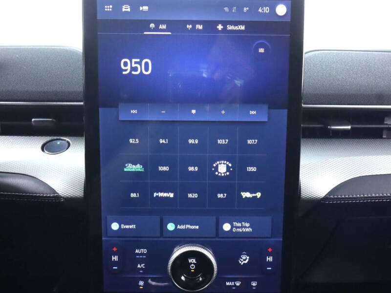 2022 Ford Mustang Mach-E Select