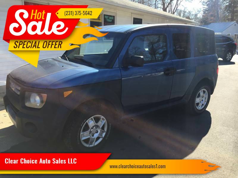 2007 Honda Element for sale at Clear Choice Auto Sales LLC in Twin Lake MI