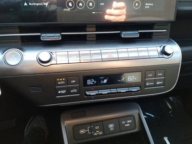 2025 Hyundai Kona Electric SEL