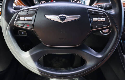 2017 Genesis G90