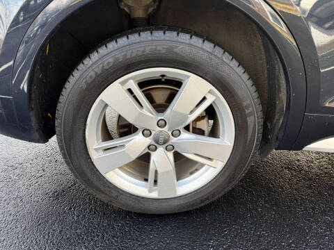 2019 Audi Q5 quattro Premium Plus 45 TFSI