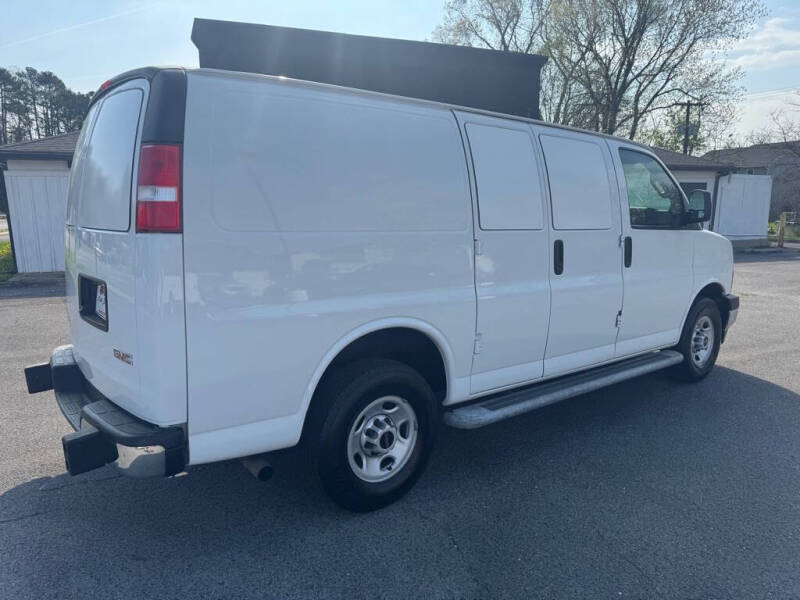 2021 GMC Savana 2500