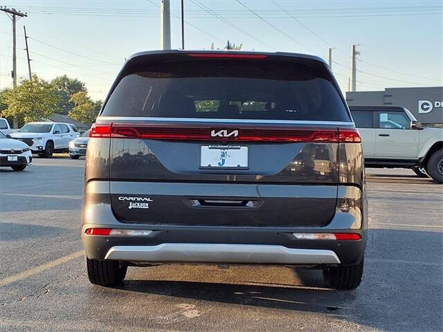 2023 Kia Carnival