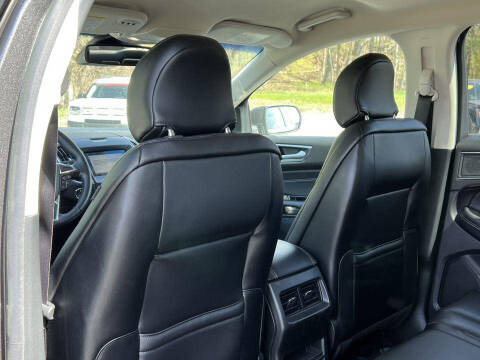 2019 Ford Edge Titanium