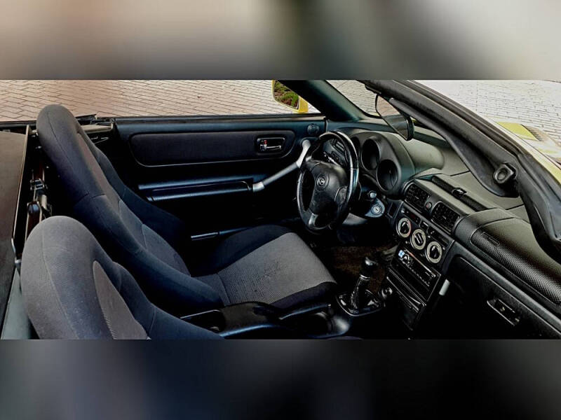 2001 Toyota MR2 Spyder