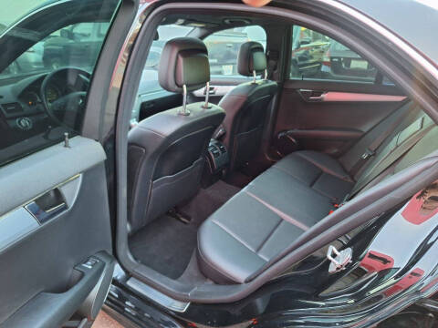 2010 Mercedes-Benz C-Class C 300 Sport