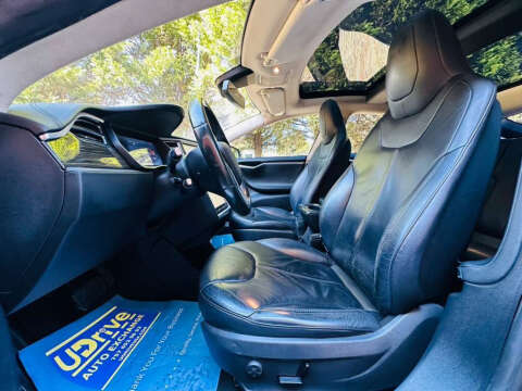 2014 Tesla Model S 85