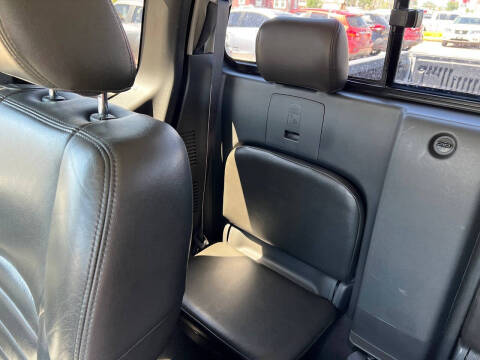 2007 Nissan Frontier LE