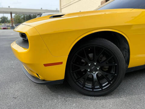 2017 Dodge Challenger