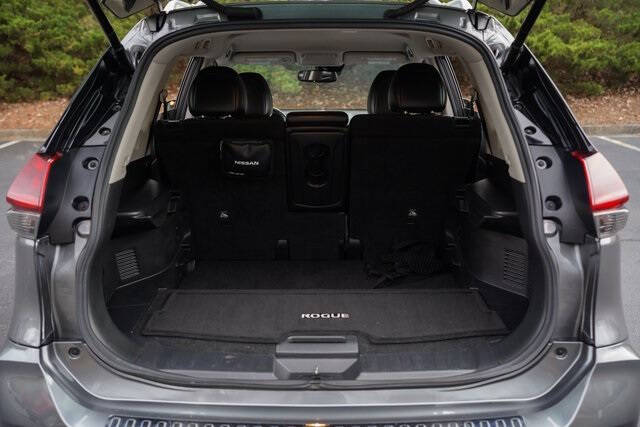 2020 Nissan Rogue SL