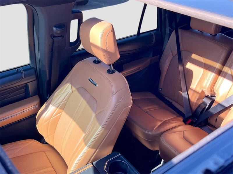 2022 Ford Expedition MAX Platinum