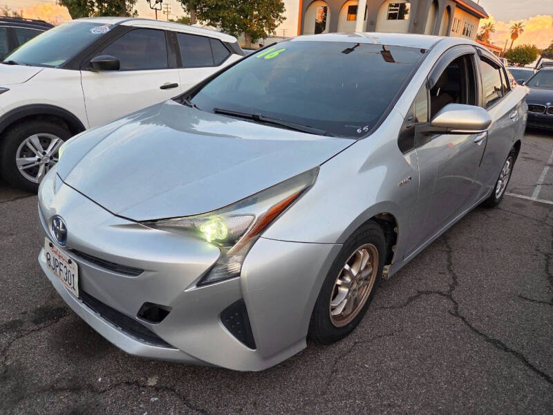 2016 Toyota Prius Two