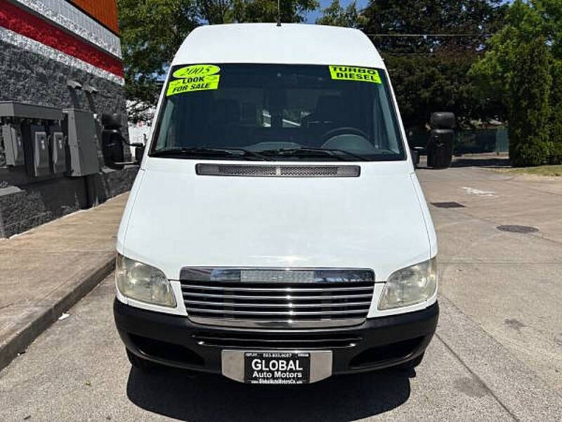 2005 Freightliner Sprinter 2500
