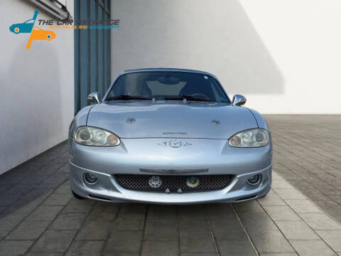 2004 Mazda MX-5 Miata