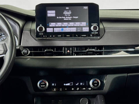 2023 Mitsubishi Outlander ES