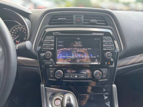 2016 Nissan Maxima Platinum