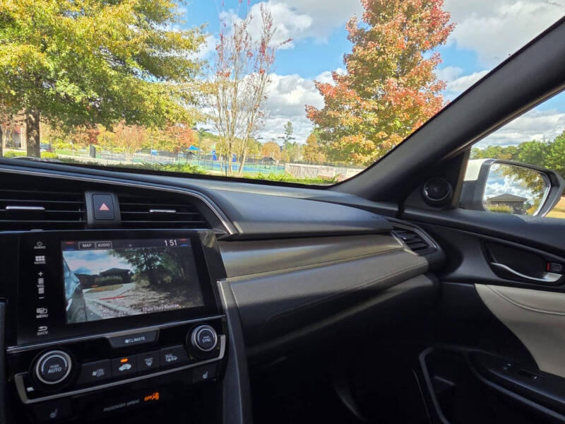 2018 Honda Civic EX-L w/Navi