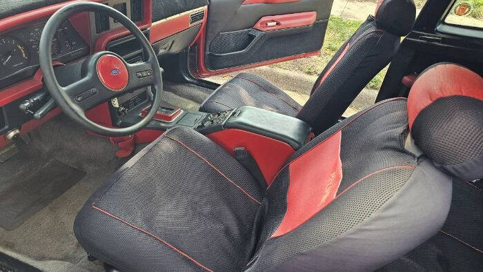 1988 Ford Thunderbird