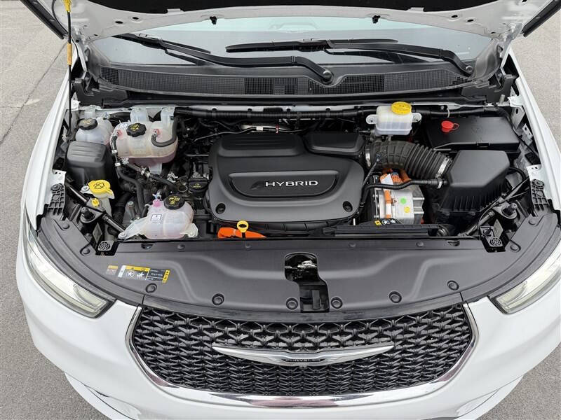 2024 Chrysler Pacifica Plug-In Hybrid
