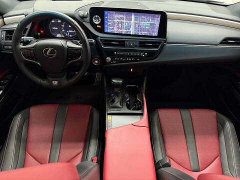 2023 Lexus ES 350 F SPORT Handling