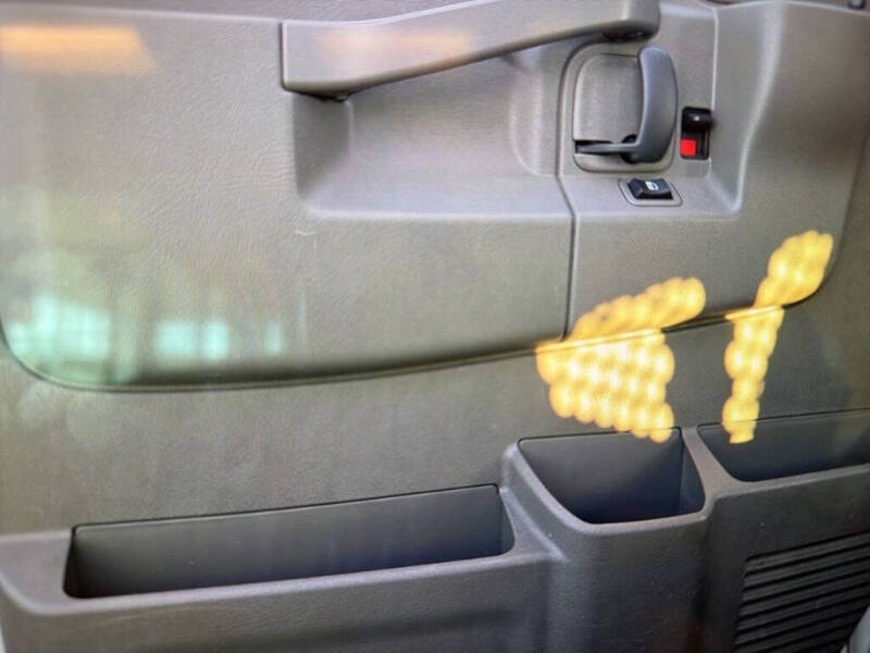 2024 Chevrolet Express 2500