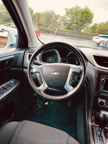 2017 Chevrolet Traverse LT