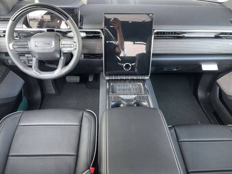 2025 GMC Sierra EV Denali