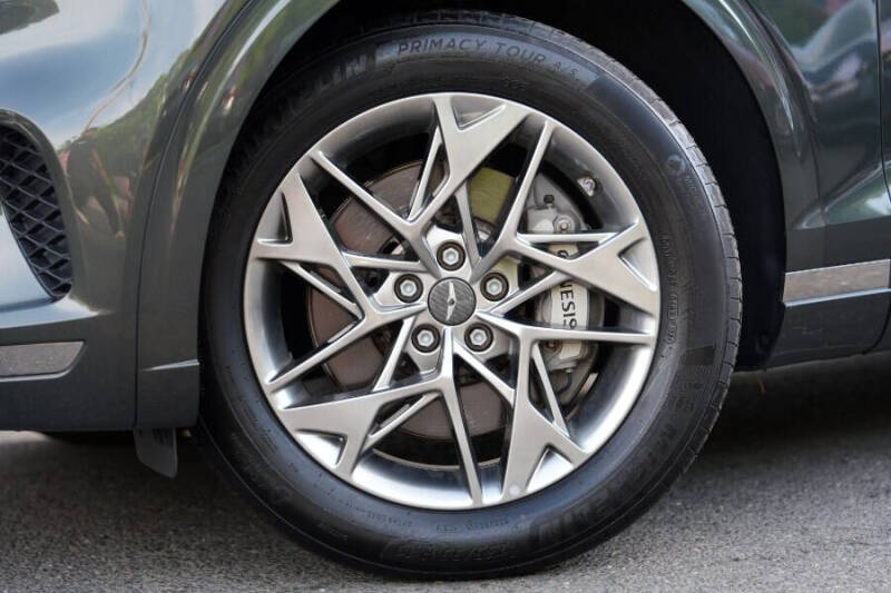 2025 Genesis GV70 2.5T Standard
