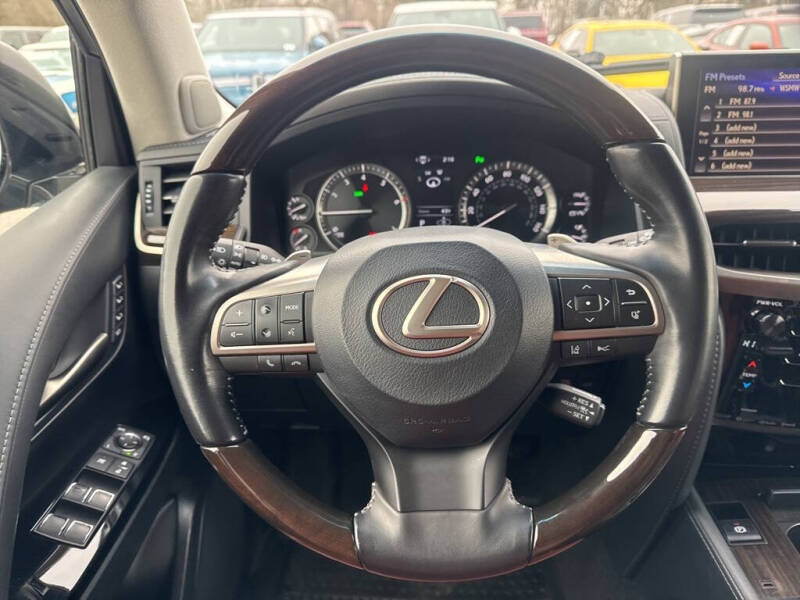 2021 Lexus LX 570 Three-Row