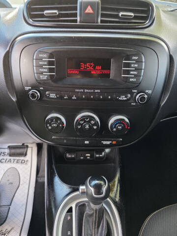 2015 Kia Soul +
