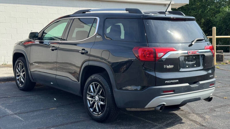 2017 GMC Acadia SLT-1