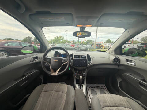 2015 Chevrolet Sonic LT Auto