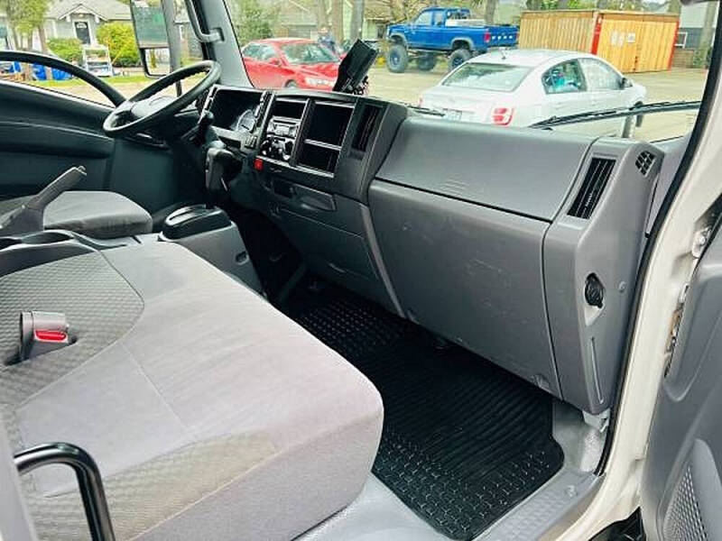 2015 Isuzu NPR DSL REG AT